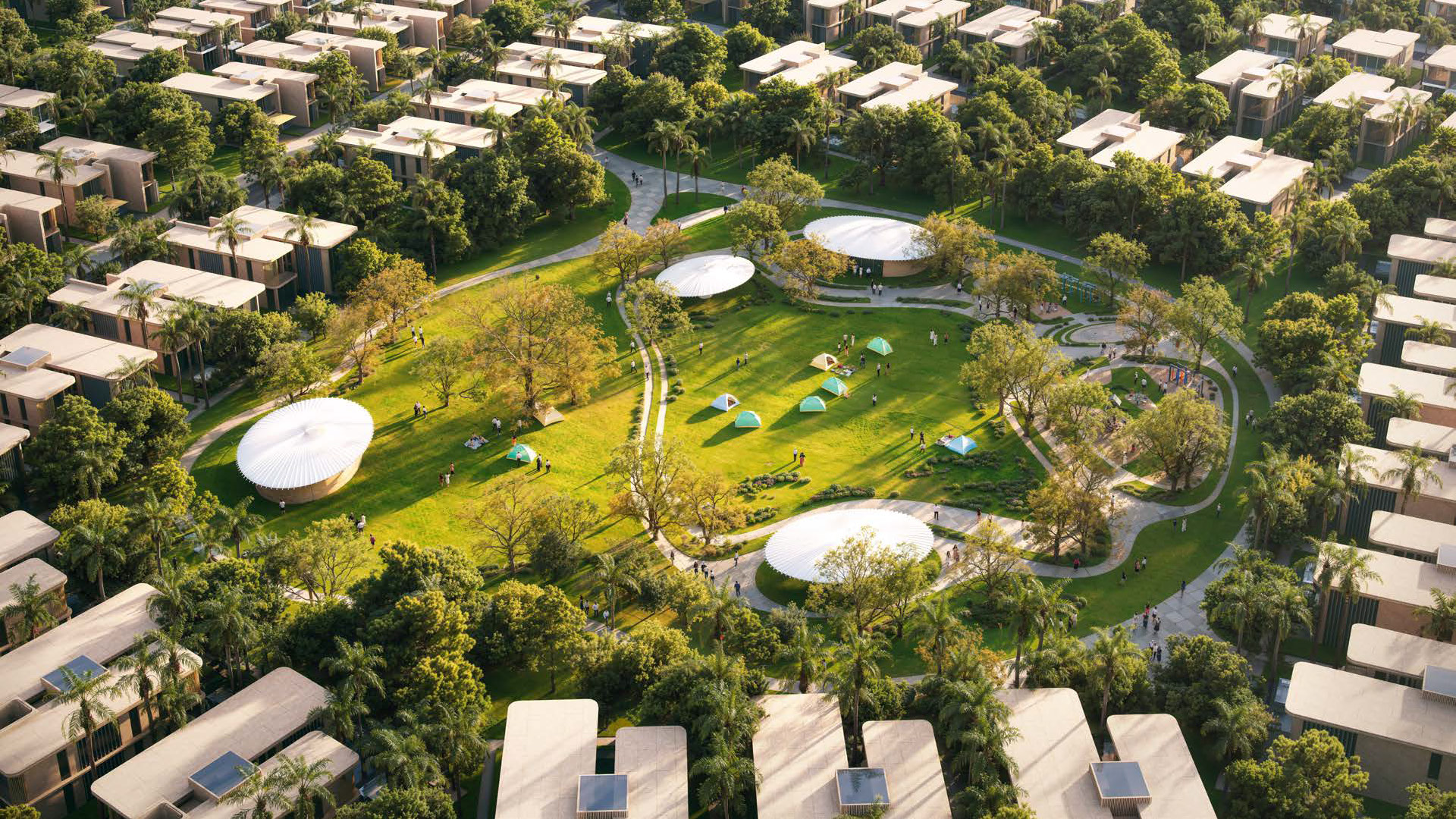 Central green area